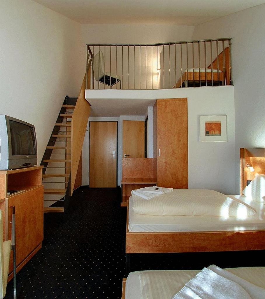 Hotel Gasthof Gross Bergkirchen  Dış mekan fotoğraf